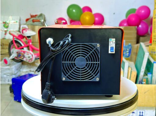 Máy phun sương Fujitex F711 mặt sau