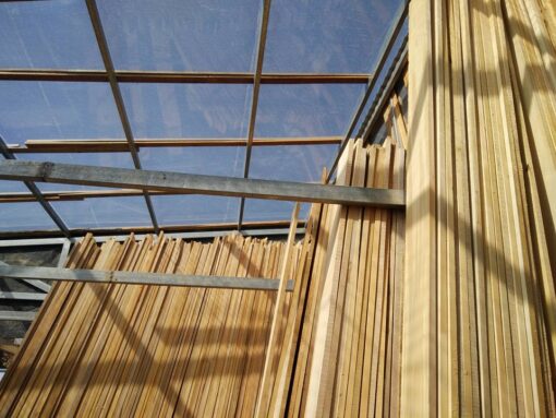 Gỗ bạch tùng nhà yến