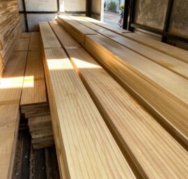 Gỗ bạch đàn nhà yến