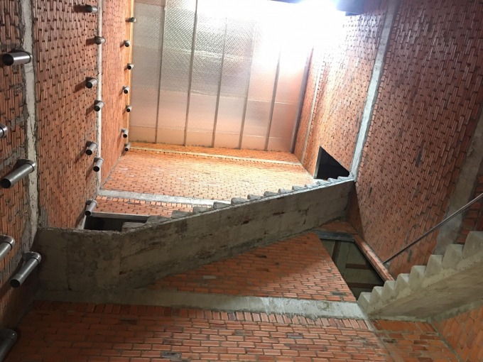 Kích thước miệng lỗ ra vào nhà yến