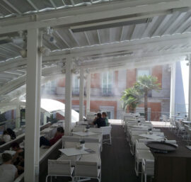 Máy phun sương làm mát phòng