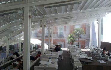 Máy phun sương làm mát phòng