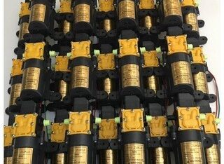 Máy Bơm Mini Tưới Cây