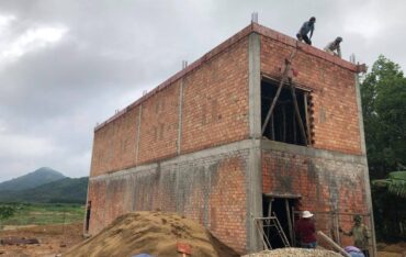 thiết bị phun sương nhà yến